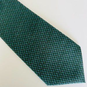 DKNY 100% Imported Silk Tie NWOT